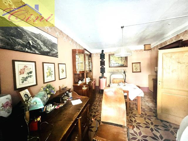 Villa Indipendente in vendita a Casargo, Lombardia