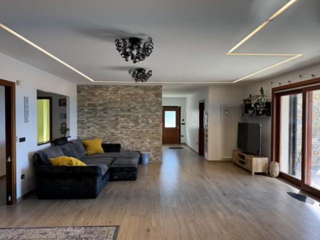 Appartamento in vendita a Castellaro, Liguria