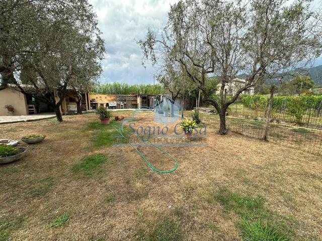 Villa Indipendente in vendita a Cerreta, Castelnuovo Magra