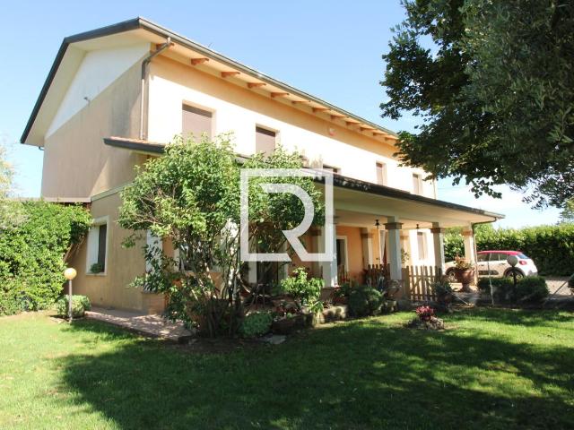 Villa Indipendente in vendita a Unione dei comuni Valle del Savio, Cesenà