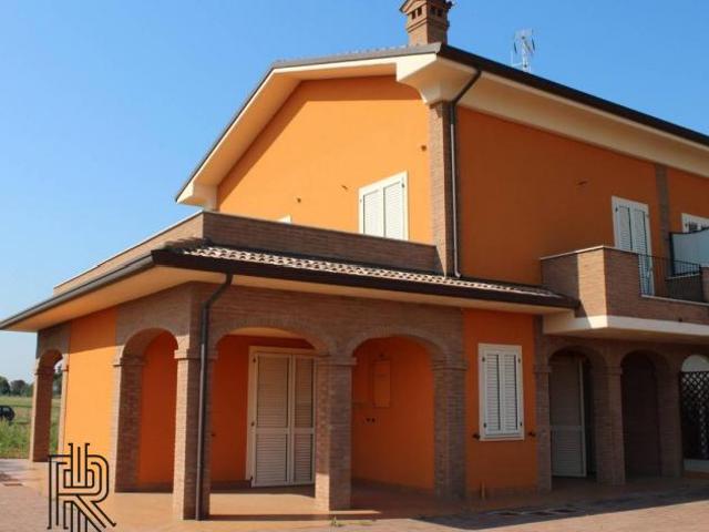 Appartamento in vendita a Unione dei comuni Valle del Savio, Cesenà