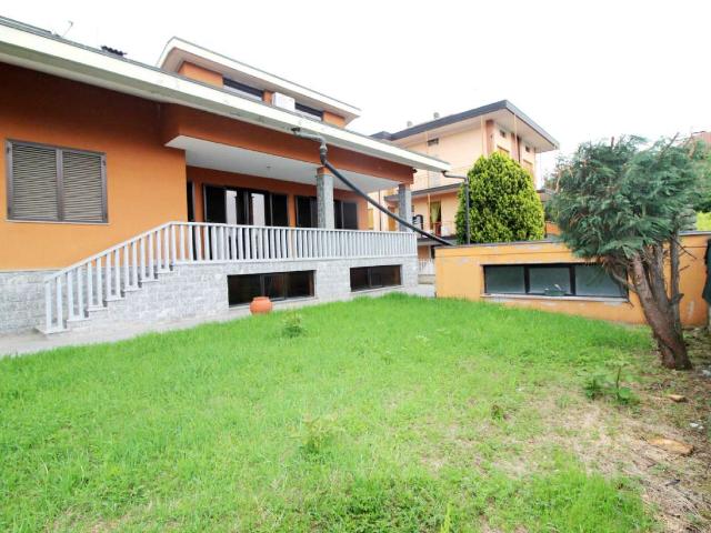 Villa Indipendente in vendita a Piemonte, Torino