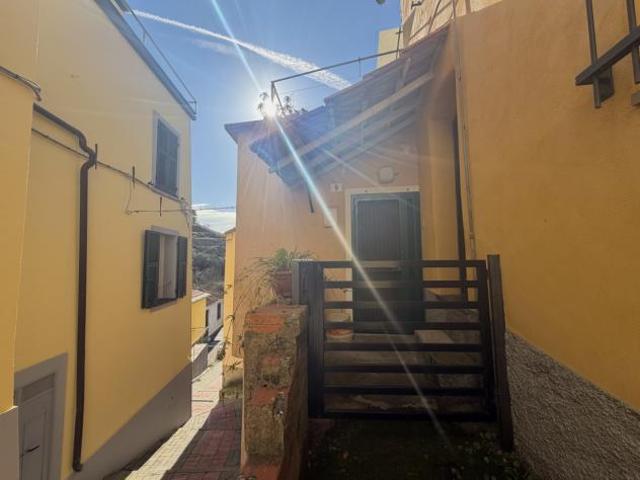 Appartamento in vendita a Diano San Pietro, Liguria
