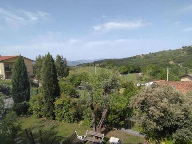Villa Indipendente in vendita a Unione di comuni Montana Lunigiana, Fosdinovo