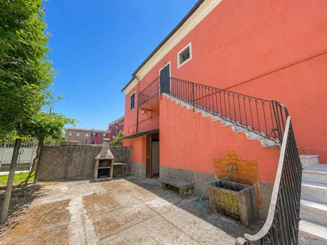 Villa Indipendente in vendita a Bragarina, La Spezia