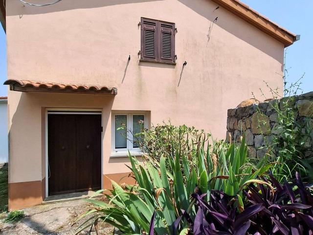 Villa Indipendente in vendita a Pianello, La Spezia