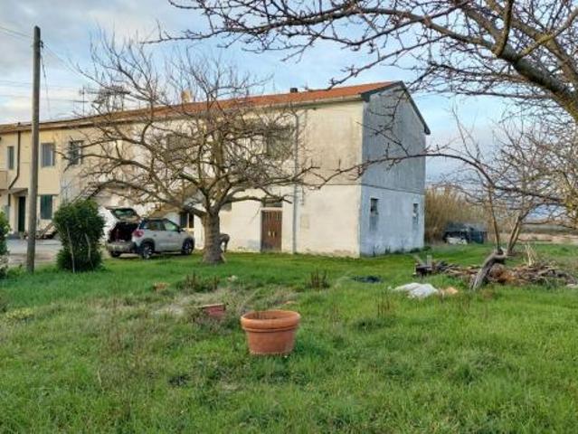 Villa Indipendente in vendita a Crespina Lorenzana, Toscana