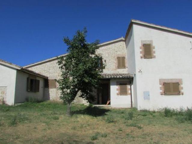 Appartamento in vendita a Colpetrazzo, Umbria