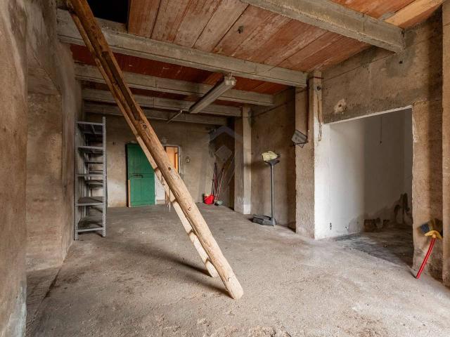 Villa Indipendente in vendita a Colline Matildiche, Re