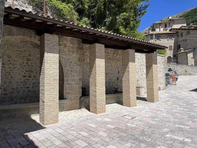 Villa Indipendente in vendita a Sant'anatolia Di Narco, Umbria