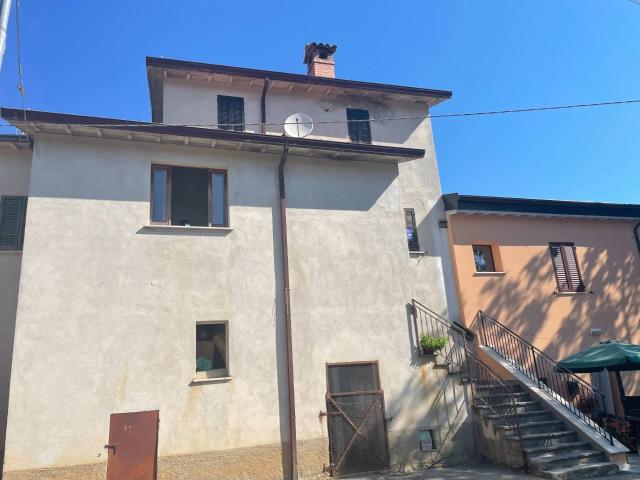 Villa Indipendente in vendita a Sellano, Umbria