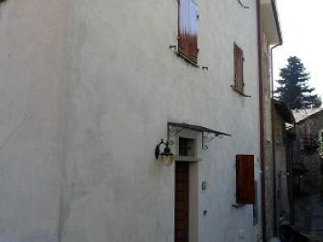 Appartamento in vendita a Stazzema, Toscana