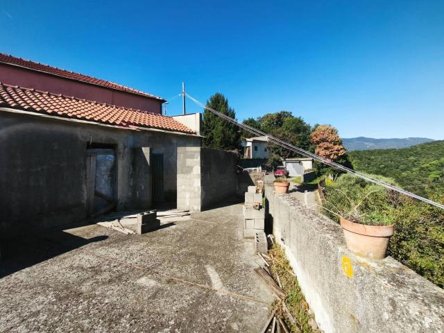 Villa Indipendente in vendita a Stella, Liguria