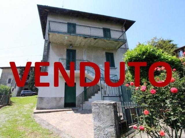 Villa Indipendente in vendita a Missaglia, Lombardia