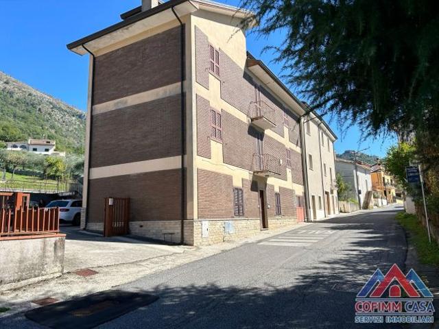 Appartamento in vendita a Posta Fibreno, Lazio