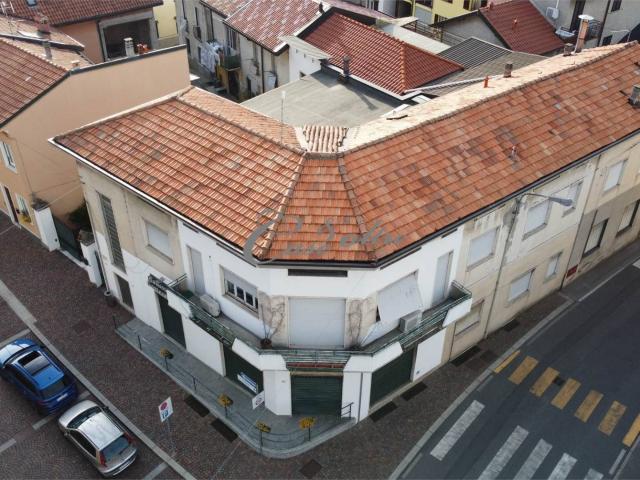 Villa Indipendente in vendita a Novedrate, Lombardia