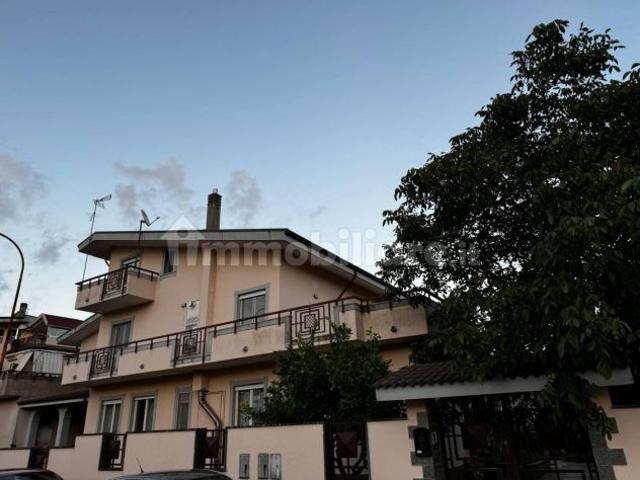 Villa Indipendente in vendita a Jonadi, Vibo Valentia