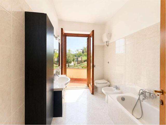 Villa Indipendente in affitto a Marche, Pesaro E Urbino