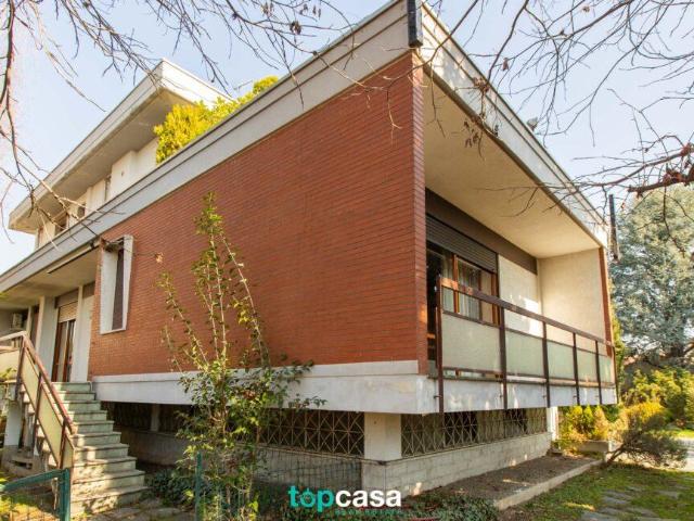 Villa Indipendente in vendita a Sant'Anna, Busto Arsizio
