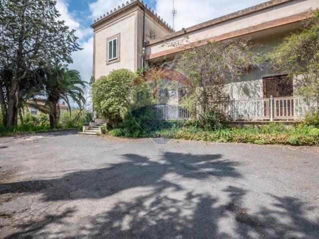 Villa Indipendente in affitto a Caltagirone