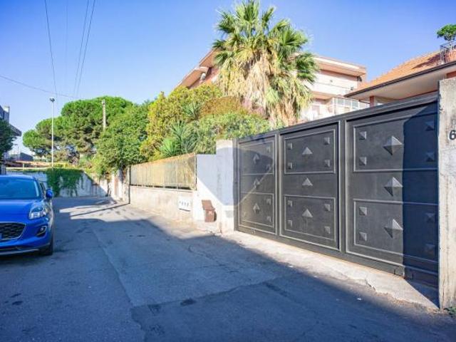 Villa Indipendente in vendita a Gravina Di Catania, Sicilia
