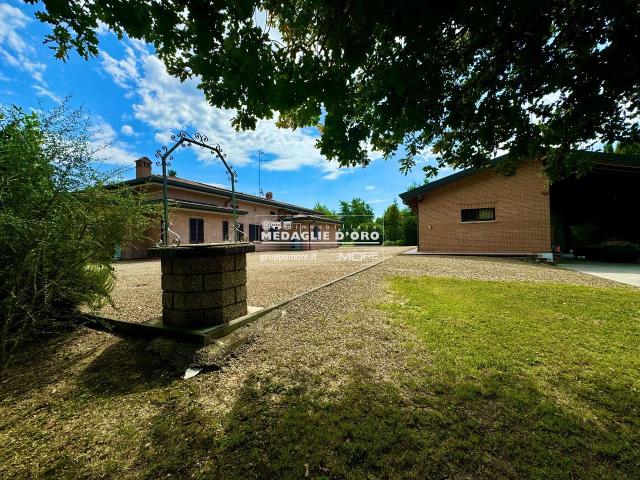 Villa Indipendente in vendita a San Faustino-Madonnina-Quattroville, Modena