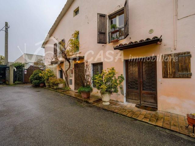 Villa Indipendente in vendita a Panocchia, Sorbolo