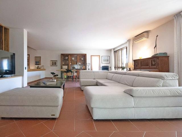 Villa Indipendente in vendita a Roncaglia, Marche