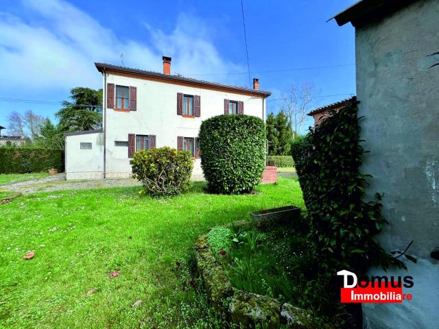 Villa Indipendente in vendita a Voghiera, Ferrara