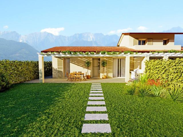 Casa in vendita a Marina di Massa, Marina Di Massa
