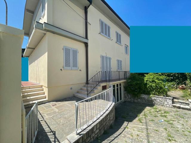 Villa Indipendente in vendita a Uzzano E Castello, Toscana
