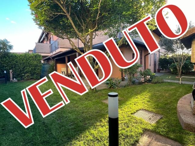 Villa Indipendente in vendita a Busnago, Lombardia