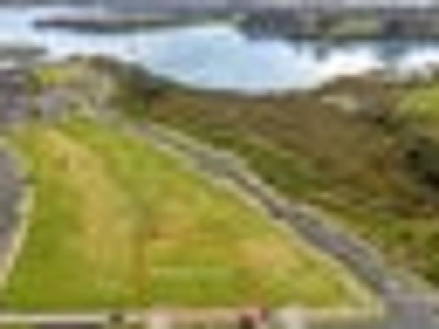 Land for sale in Awhitu