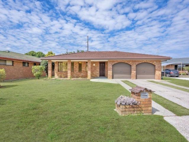 House for sale in Grafton