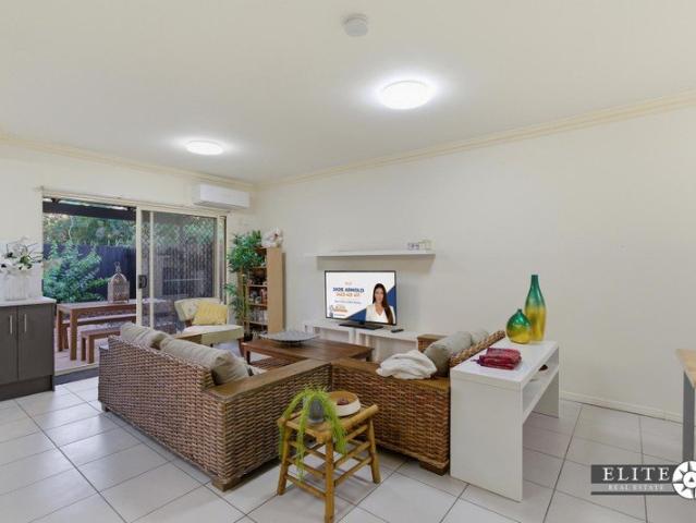 Townhouse for sale in Toombul, Queensland