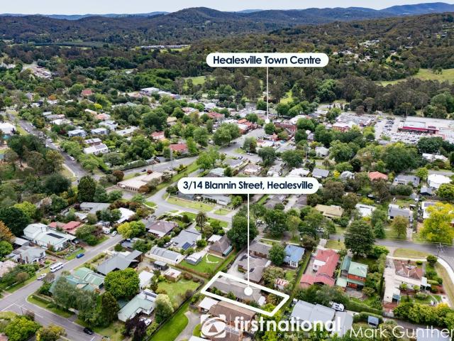 Townhouse for sale in Camerons Creek, Victoria