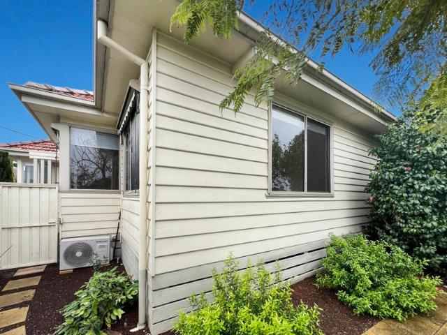 House for rent in Newcomb, Geelong