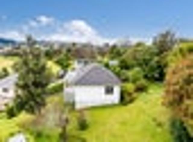 House for sale in Otakou