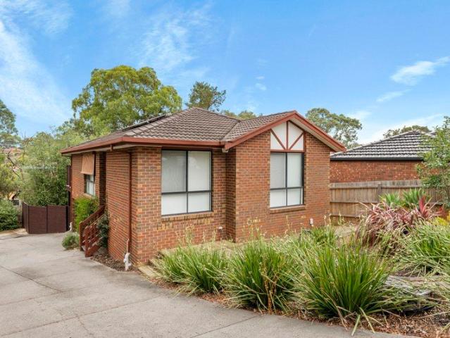 Townhouse for sale in Camerons Creek, Victoria