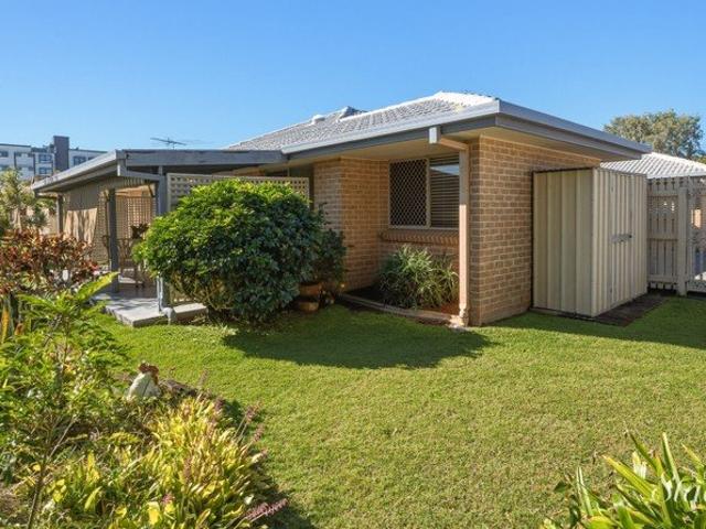 Villa for sale in Toombul, Queensland