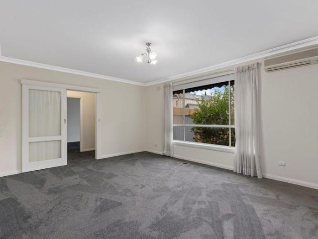 Apartment for rent in Mont Albert, Melbourne
