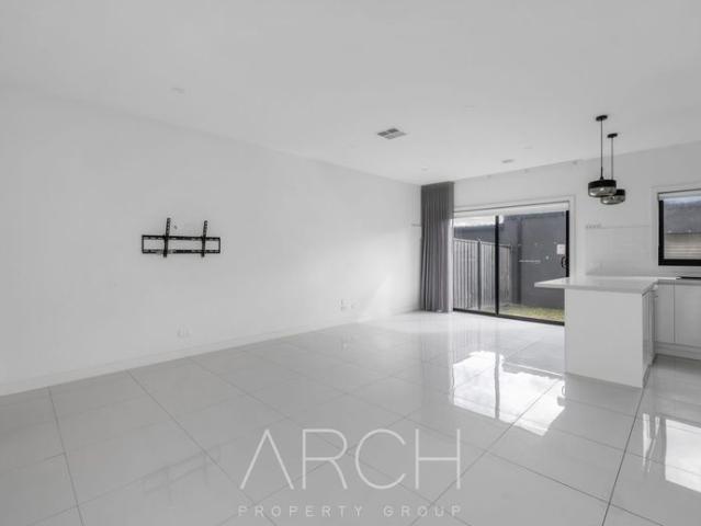 Townhouse for rent in Camerons Creek, Victoria