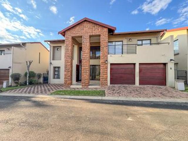 Townhouse for rent in Centurion, Gauteng