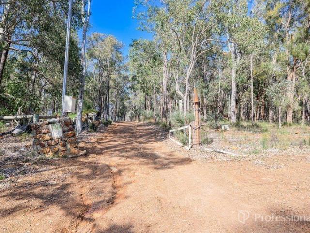 House for sale in Mount Helena, Western Australia