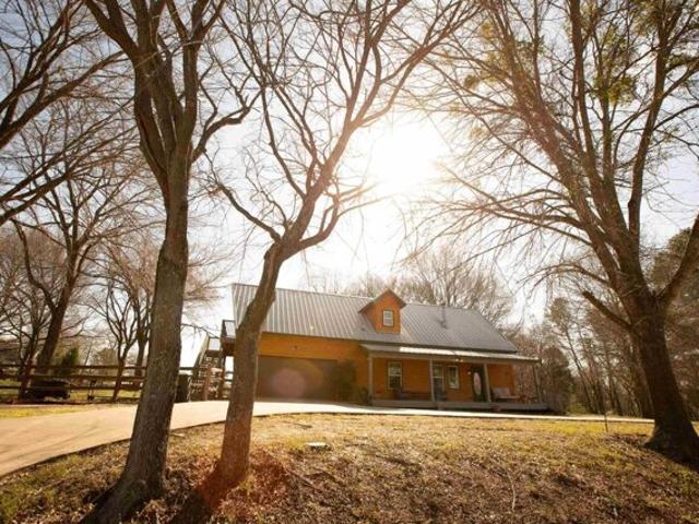 House for sale in Eustace, Texas