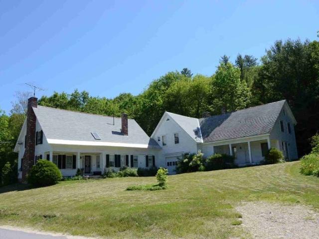 Room for rent in Hiram, Maine