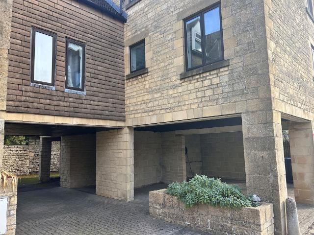 Apartment for rent in Corsham