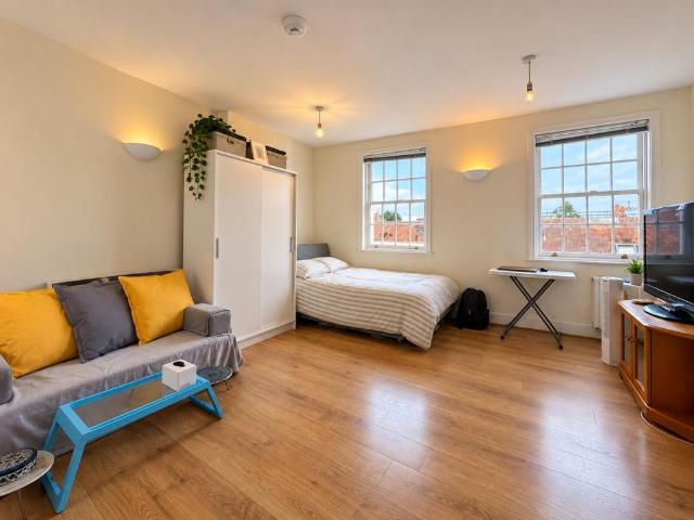 Apartment for rent in Belmont, Vale of White Horse