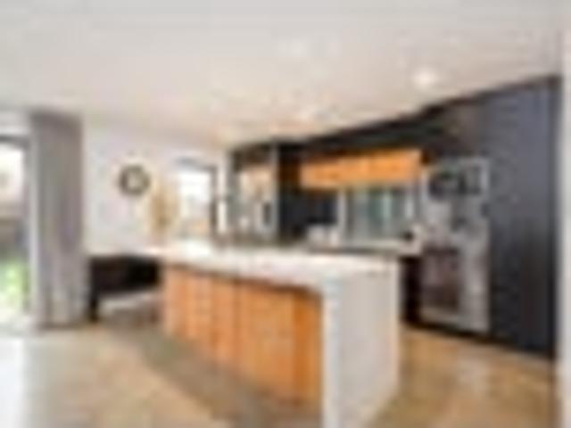 House for sale in Chaslands, Canterbury