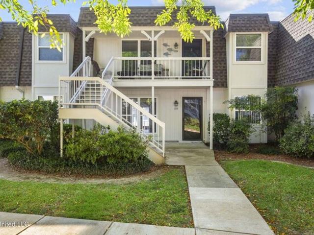 Condo for sale in Ridgeland, Mississippi